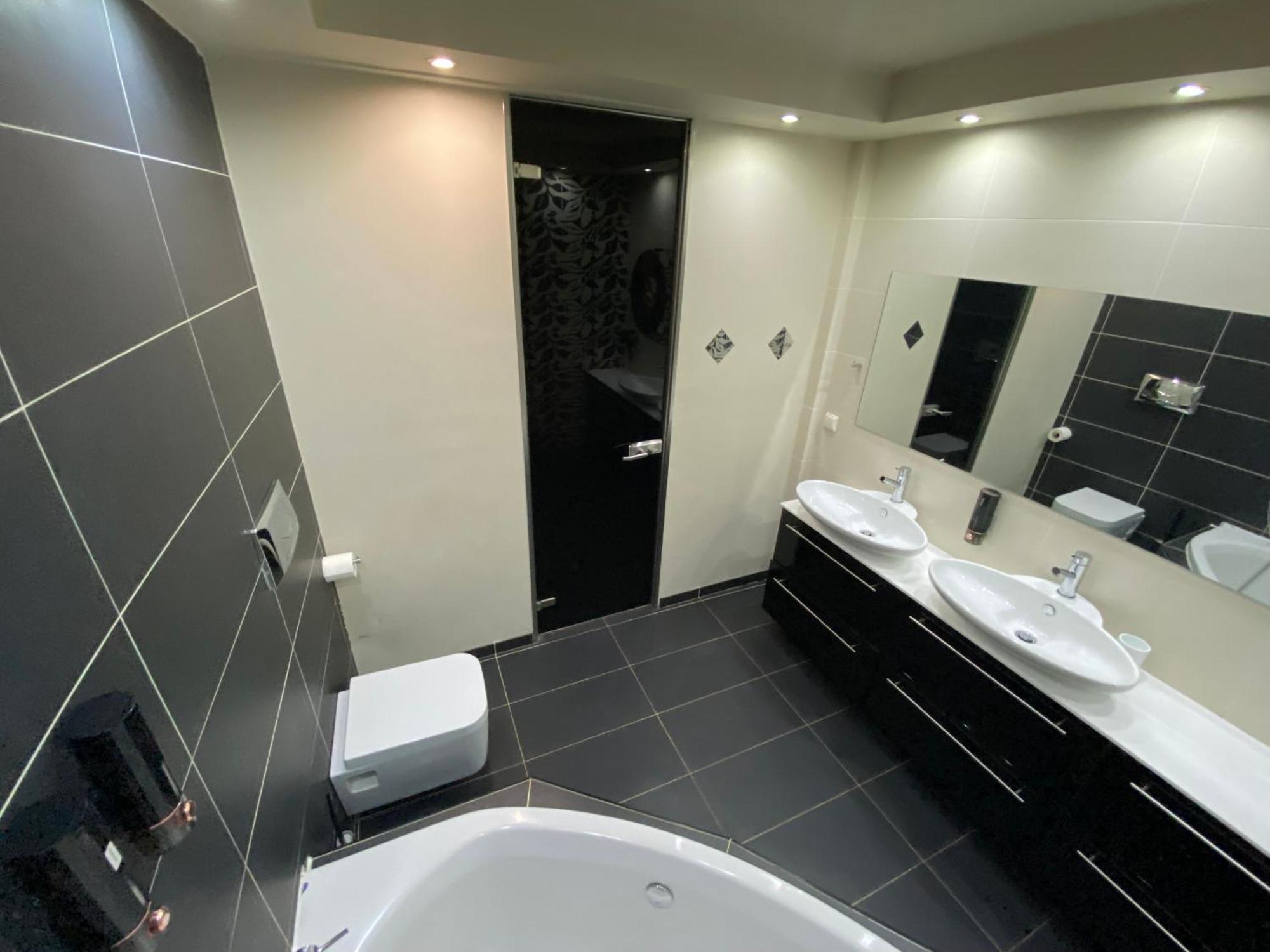 Luxury View Apartment 10Min From Athens Airport Koropíon Dış mekan fotoğraf