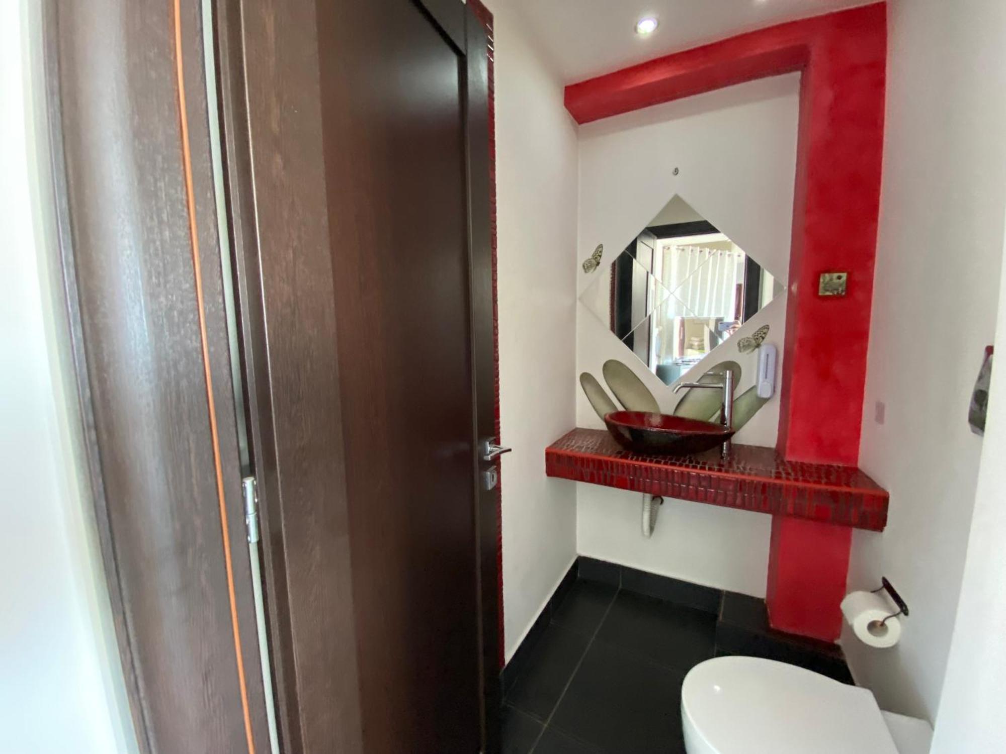 Luxury View Apartment 10Min From Athens Airport Koropíon Dış mekan fotoğraf