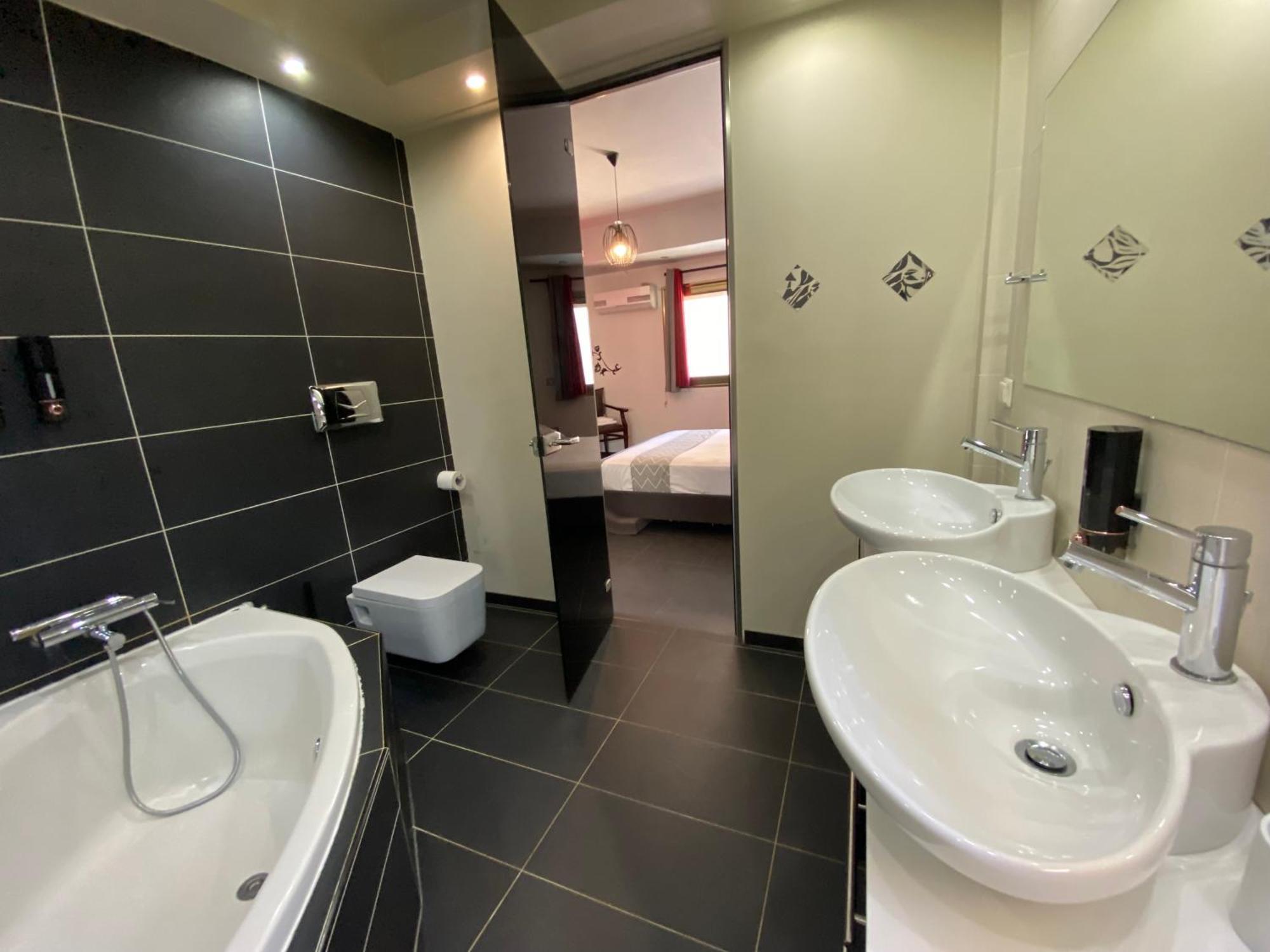 Luxury View Apartment 10Min From Athens Airport Koropíon Dış mekan fotoğraf